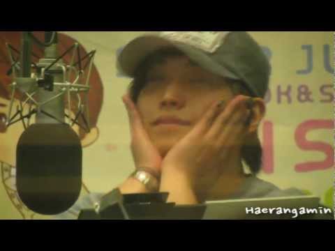 [Fancam] 130206 Sukira Sungmin - 떡 먹는 밍디~^^