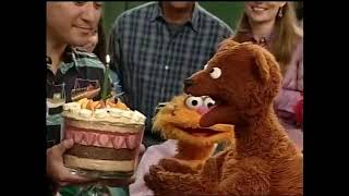 Sesame Street: Happy Birthday Scene
