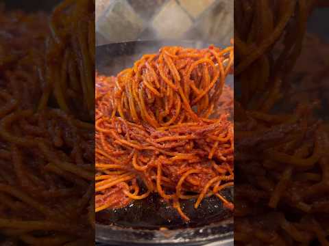 Diese Assassin’s Spaghetti sind unglaublich! 🍝 #Essen #Feinschmecker #Shorts