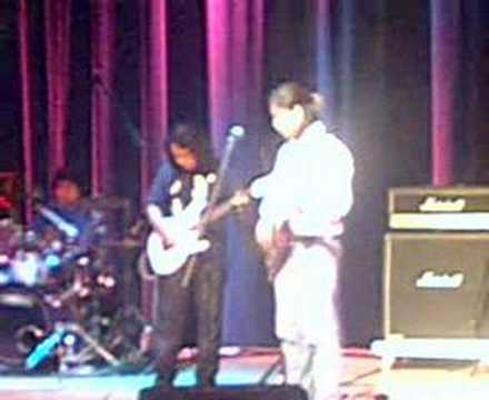 Zaw Win Htut duet Eto: ဇော်ဝင်းထွဋ် & အီတိုး 💖 ပဲ့ကိုင်ရှင် (SG Live!)