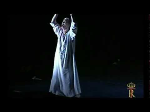 Raina Kabaivanska *RARE* Dialogues des carmélites - Death Scene - 2006 (2/2)