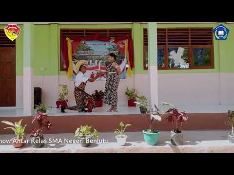 Lomba Fashion Show Antar Kelas SMA Negeri Benlutu