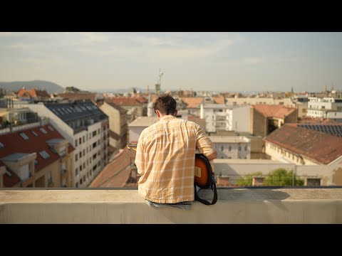 Kieza - Így jó (Official Music Video)