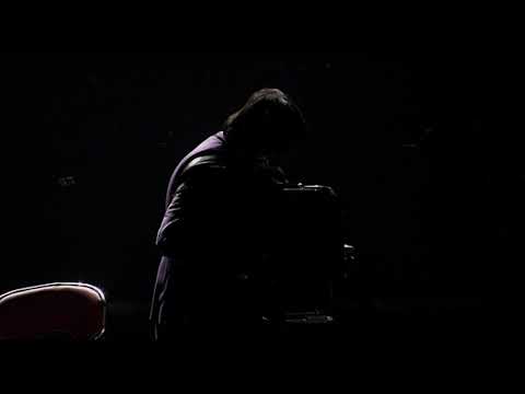 Kemis - Uvod u koncert (ARENA 2014 LIVE)