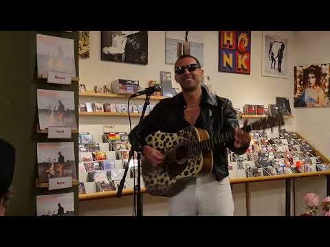 Miles Kane, instore Velvet Music Leiden
