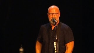 Indie rock godfather Bob Mould reflects on career