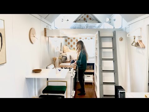 MODERN TINY HOUSE TOUR- Minimalist Living