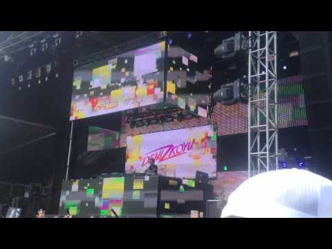 Deniz Koyu - ID (Sebastian Ingrosso & Tommy Trash)