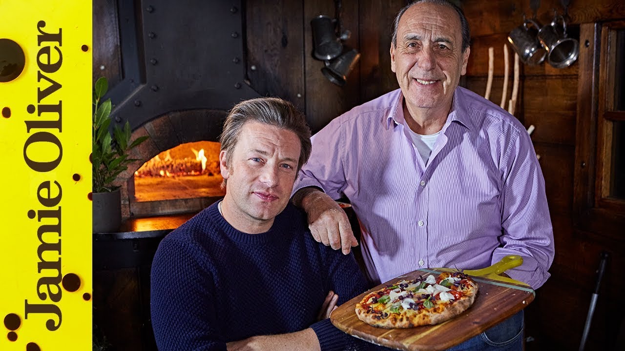 Margherita pizza (pizza julietta): Jamie Oliver & Gennaro Contaldo