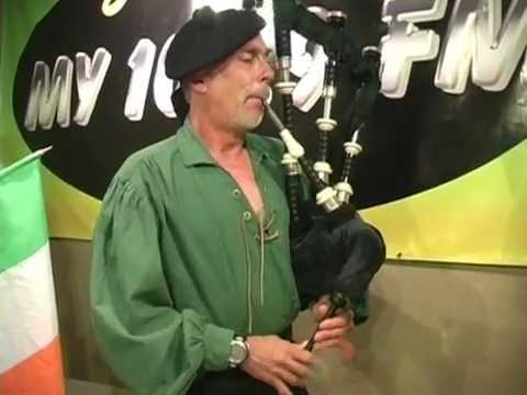 Promotional video thumbnail 2 for Robert Burns, Bagpiper