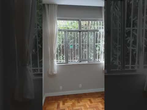 Apartamento de 2 quartos no Leme.