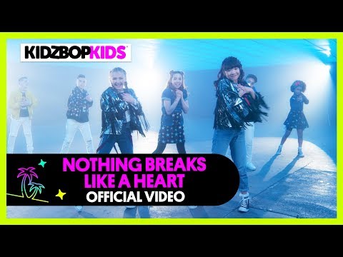 Video thumbnail for Nothing Breaks Like a Heart (US Version)