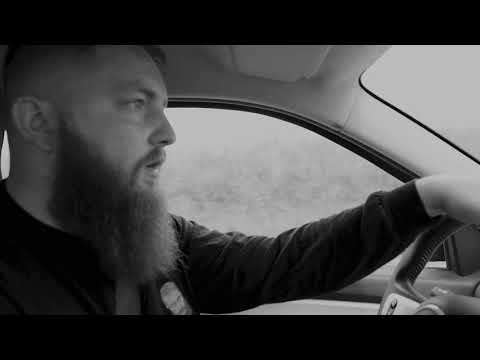 GWÆNNO - 8700 Alien Boy