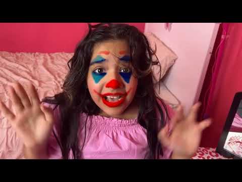 काला बनाम गुलाबी कमरा मुक़ाबला ।