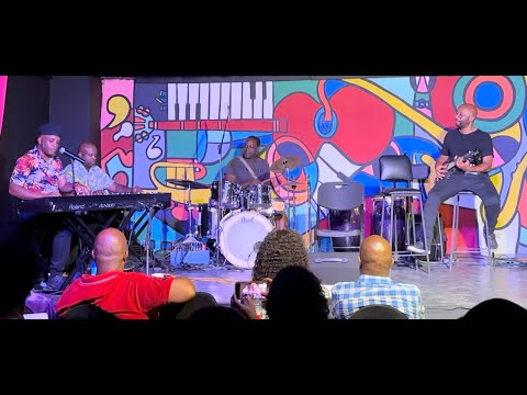 Desi Jones Tribute Chalice Medley