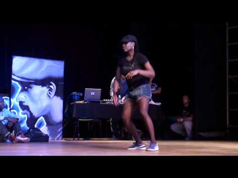 MVIP 2012 1/4 House 01 - Poule B - Meech vs Leslie Black