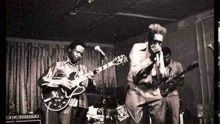 Johnny Young & Big Walter Horton ~ ''Ring Around My Heart''&''On The Road Again'' 1968