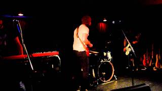 Malajube - Chienne folle (live, HD, stereo, April 27, 2011)