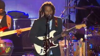 "Forward To Love" – Ziggy Marley live @ Cali Roots Festival (2014)