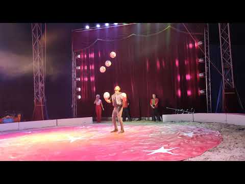 Cirkus Aleš 2020 - żonglerka