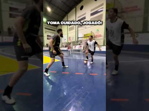 FECHA AS PERNA, MEU JOGADÔOO! 🤣 #shorts