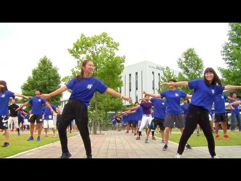 日本福祉大学 スポーツ科学部の教員と学生によるフラッシュモブ