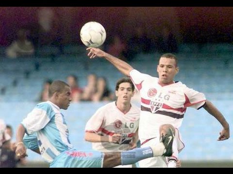 São Paulo 4 x 2 Paysandu - Campeonato Brasileiro 2002