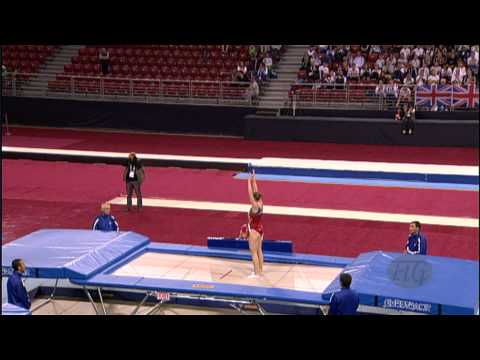 Rosannagh MACLENNAN (CAN) - 2013 Trampoline World Champion