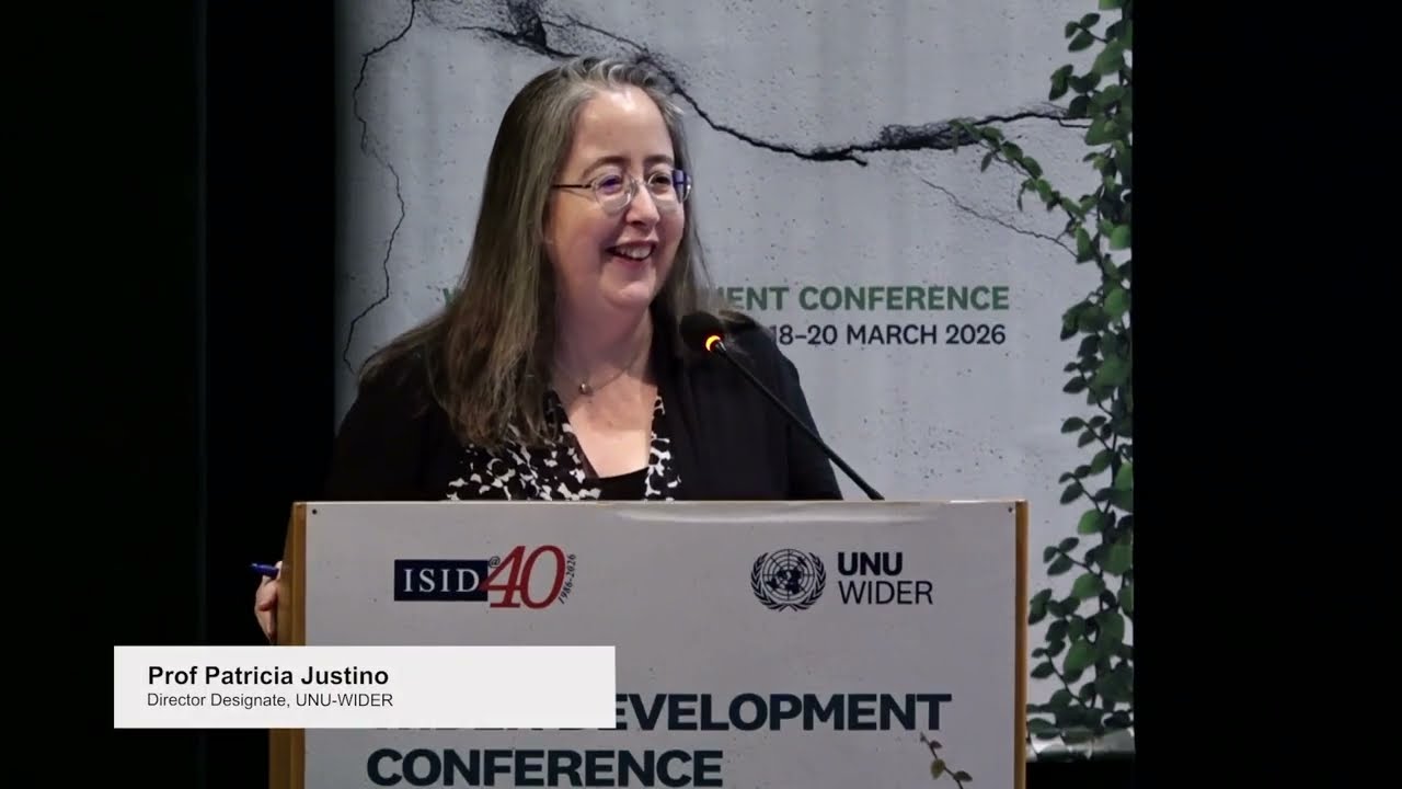 Trust and multilateralism