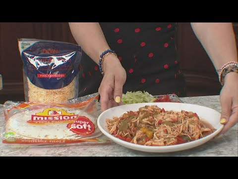 How to make slow cooker salsa chicken