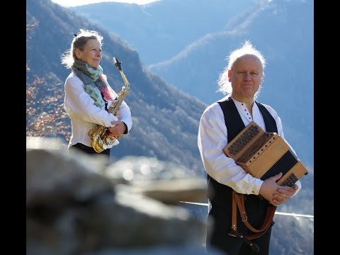 Vent Negru - 25 anni: "Resumada"