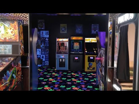 RJay64 Tours - Retro Room Inside Game Lab Arcade at Peppermill Resort Hotel Reno