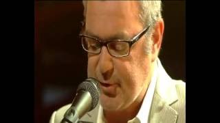 Bart Herman zingt "3/9" (in Van Gils en Gasten op één)