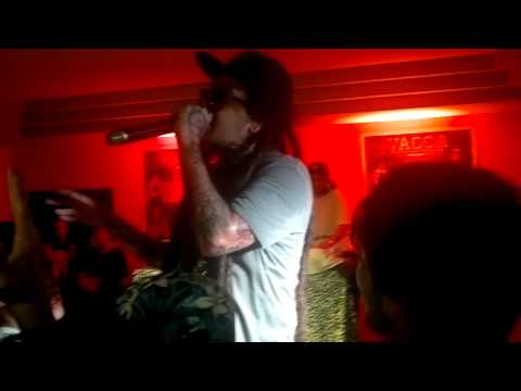 No love (Vacca live UD 12-7-14)