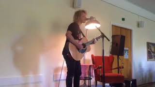 Moddi: Mannen i Ausa (live)