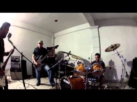 The Black Bullets - Sad But True (Metallica)