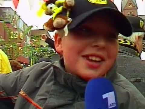2001/2002 Dortmund feiert seinen deutschen Meister