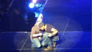 Enrique Iglesias "Stand By Me" Ben E. King Cover Live in San Jose