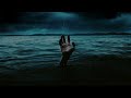 bha.nvar se bach ke vo saahil ke paas Duub gayaa