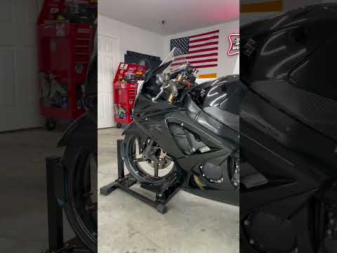 2008 Gsxr 1000 K8 roll race bike with Carbon Bst wheels 🏁✊🏻