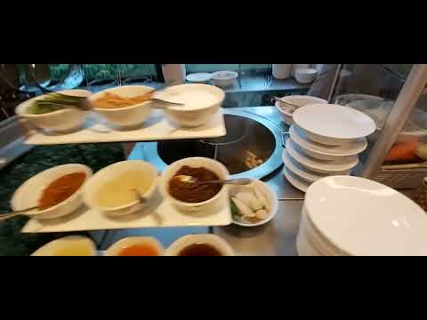 Buffet de café da manhã Halal no restaurante Diwan | Al Meroz Hotel, Bangkok, Tailândia