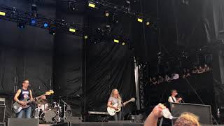 that dog. - Retreat From The Sun (live 9/17/17 @ Riot Fest)