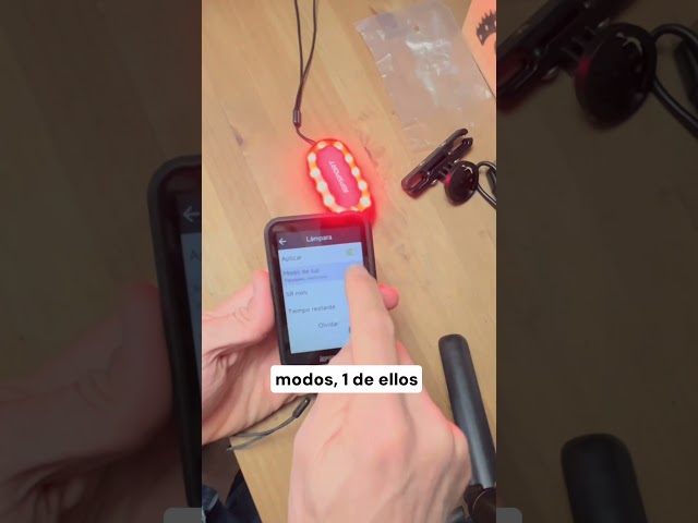 Vídeo relacionado con iGPSPORT SRmini Luz Trasera de Radar de Bicicleta, 20 Horas Autonomía, Visión 1.2 km, Detección de Frenado, On/Off Automático, 65 Lúmenes, Ant+, Bluetooth 5.0, IPX7