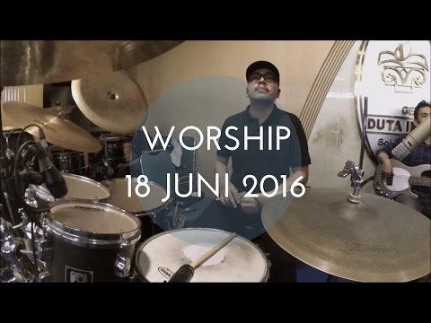 Eka Daniel - Ku Nyanyi Haleluya & Let it Rain & Ku Tinggikan Engkau Tuhan @ AOC UNITED