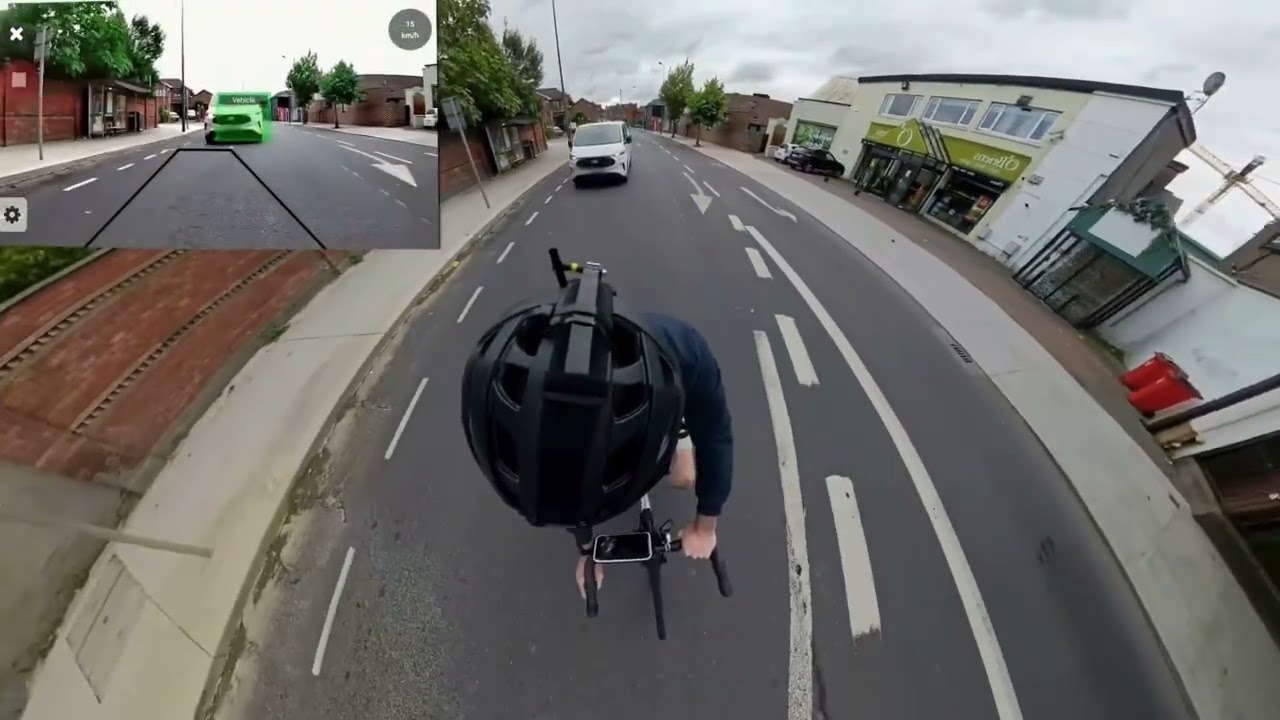 Luna Oculus - Smartphone app + connected Wifi camera - YouTube