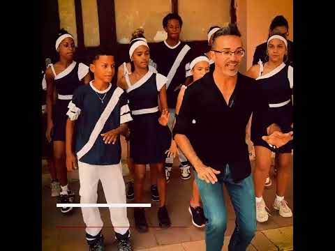 Presentación del Proyecto Prodance, entrega del Espejo de Paciencia  a Inovelio Martín.