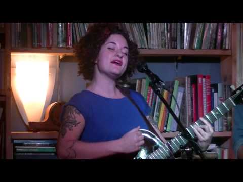 Carsie Blanton & Joe Plowman - Backseat (live)