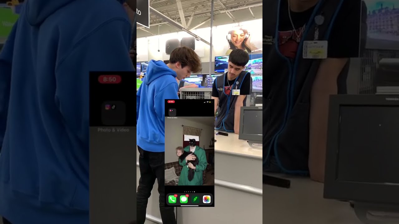 Walmart Employee Girlfriend Wallpaper (tiktok) #shorts