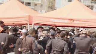 דַּרְכֵי צִיּוֹן אֲבֵלוֹת | שר וגדול נפל בישראל - מסע ההלוויה של מרן רה"י הרב מאזוז