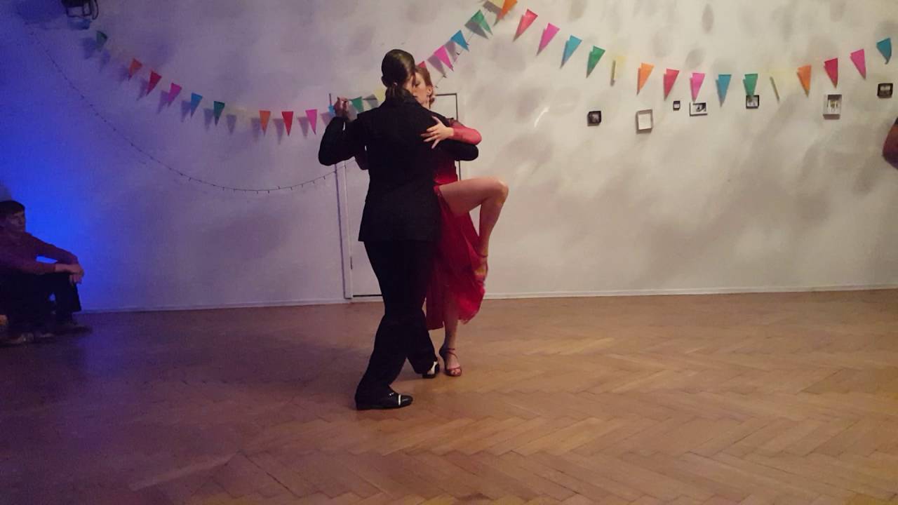 Artem & Karina Lilu Dovbush -  Tu Boca Mintio, D`Arienzo